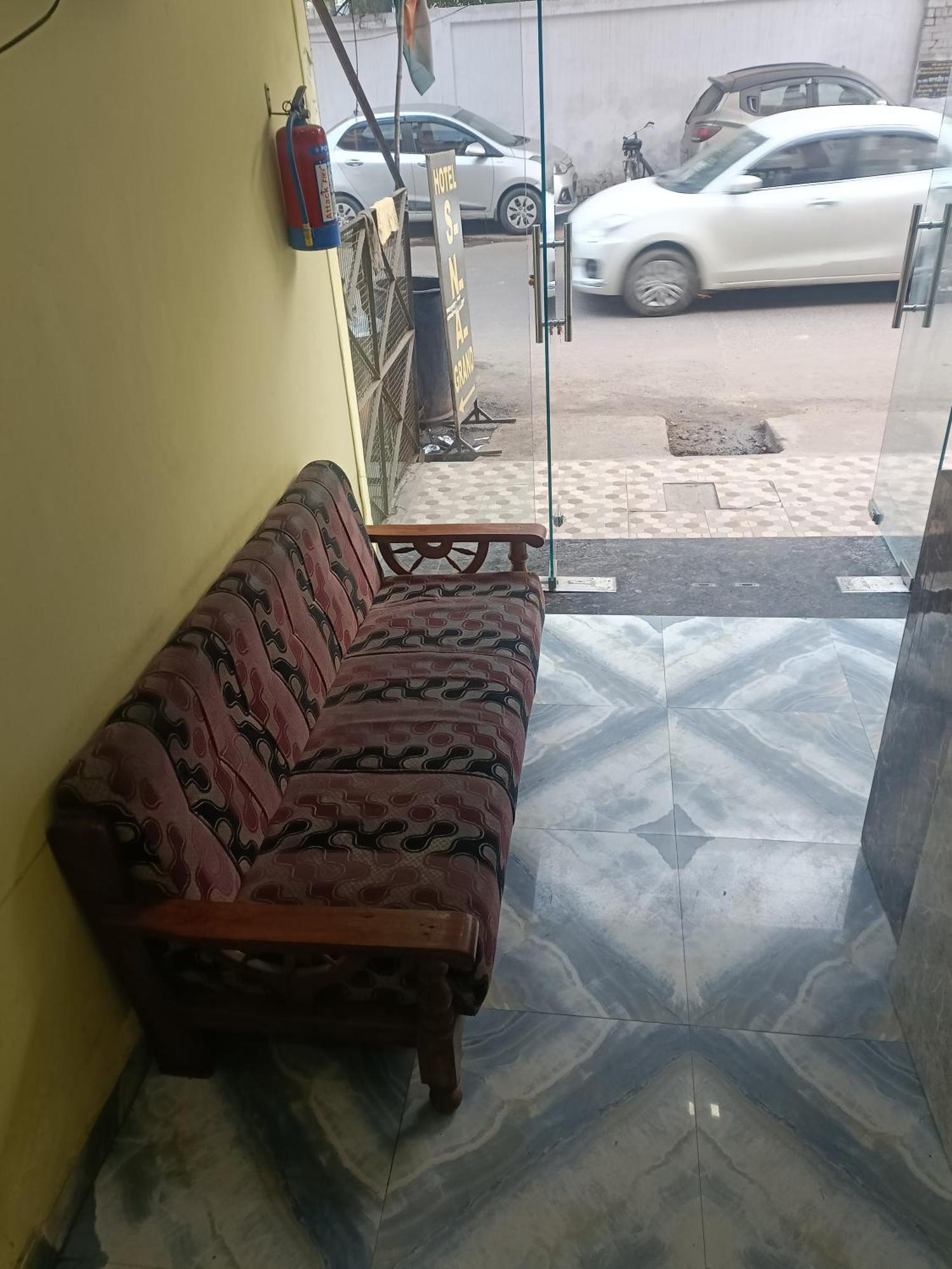 S.n.a. Grand Hotel Lucknow
