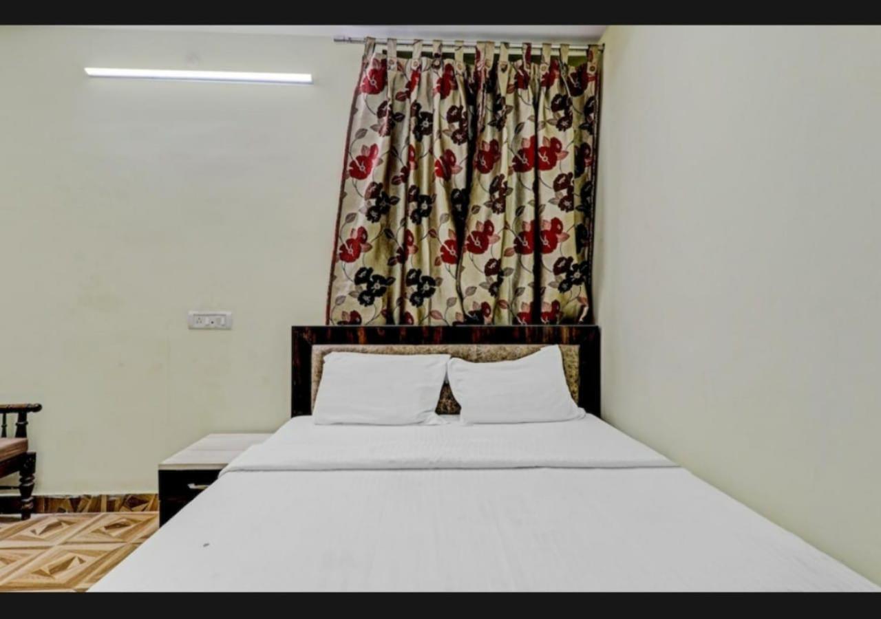 S.n.a. Grand Hotel 3*